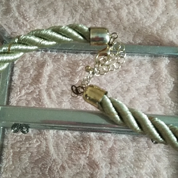 Starburst Statement Corded Necklace - Picture 5 of 8